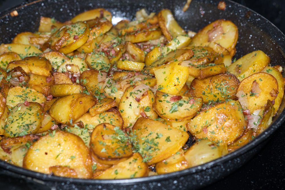 restaurant-sarlat-perigord-noir-pommes-terre-sarladaise